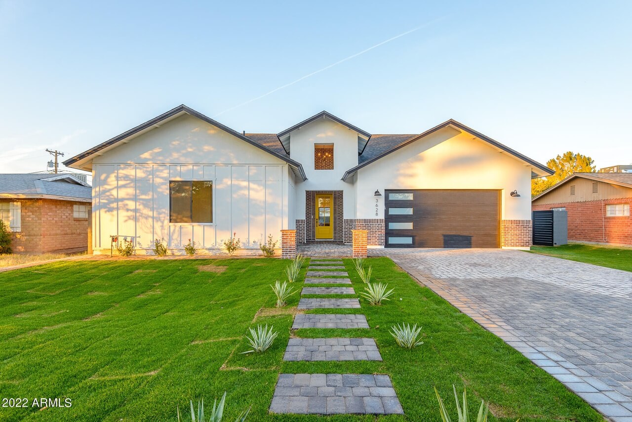 Modern Farm House 1